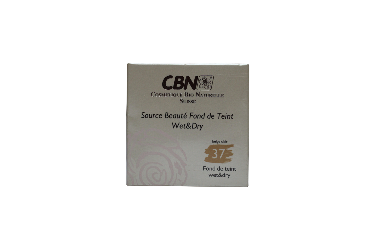 CBN Kompaktfoundation för våt och torr användning 37 Beige Clair 10 g